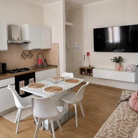 Apartament La Casa Di Maria Design Free Wifi La Spezia